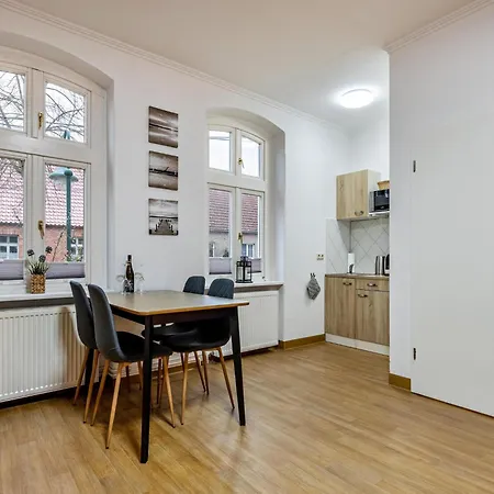 In Der Mecklenburger Seenplatte, Cleaning Included Apartment *