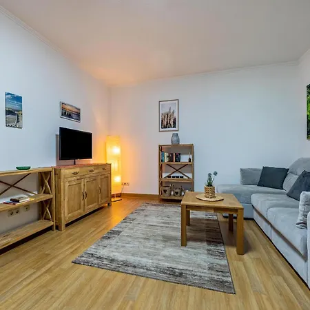 Apartment In Der Mecklenburger Seenplatte, Cleaning Included